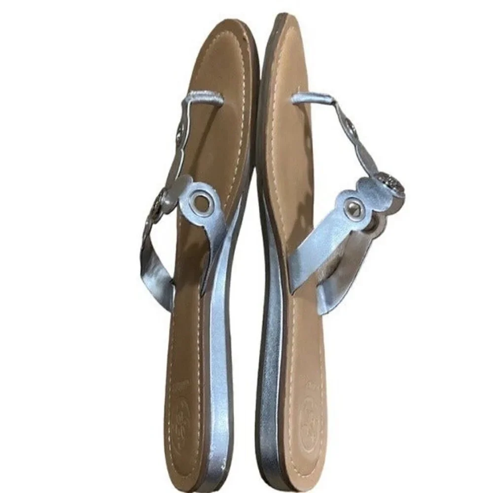 Guess Joyride sandals Scalloped Silver women 10M Beach Vacation Casual Cruise